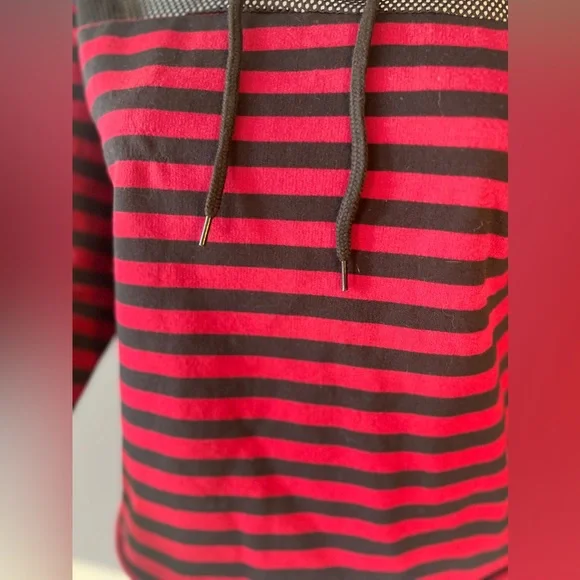 Hot topic - Picture 11 of 14